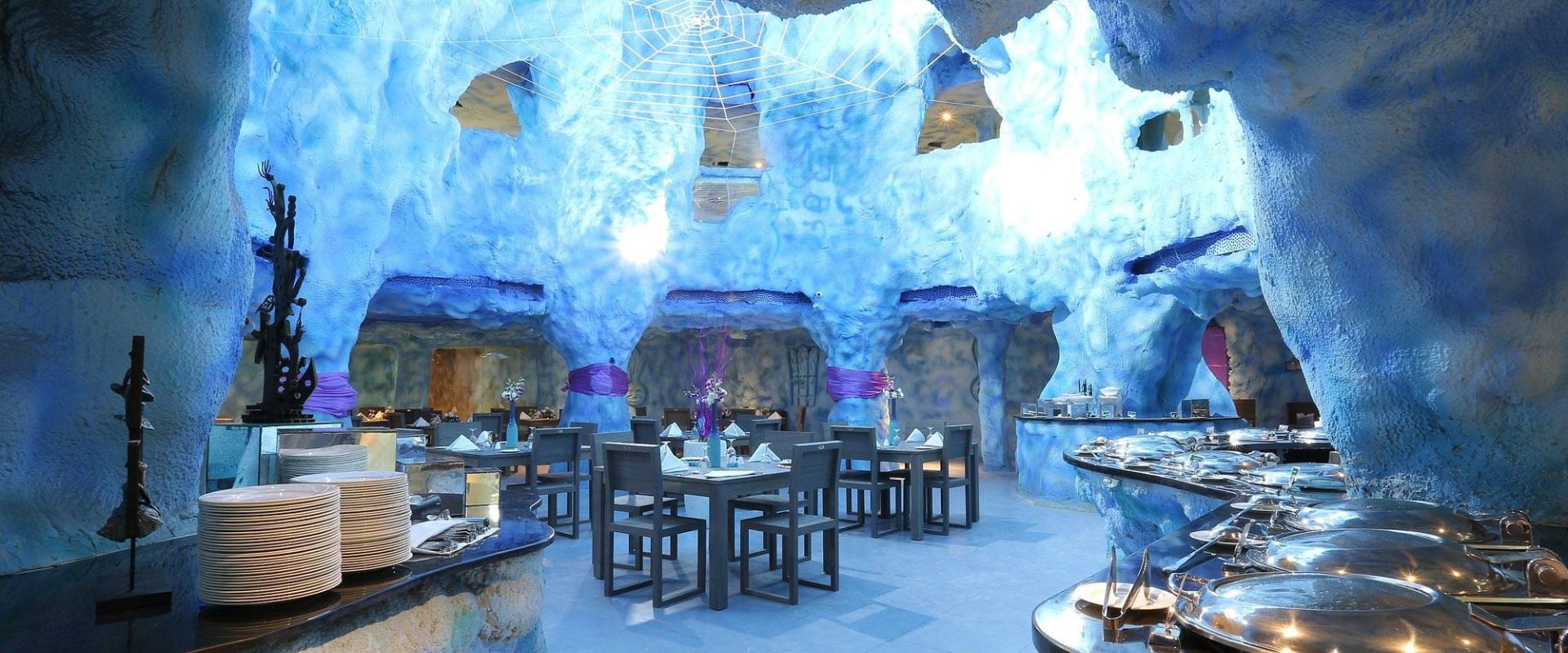Baycaves Dining